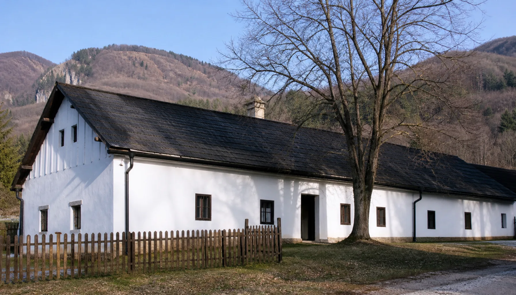 Uhrovec